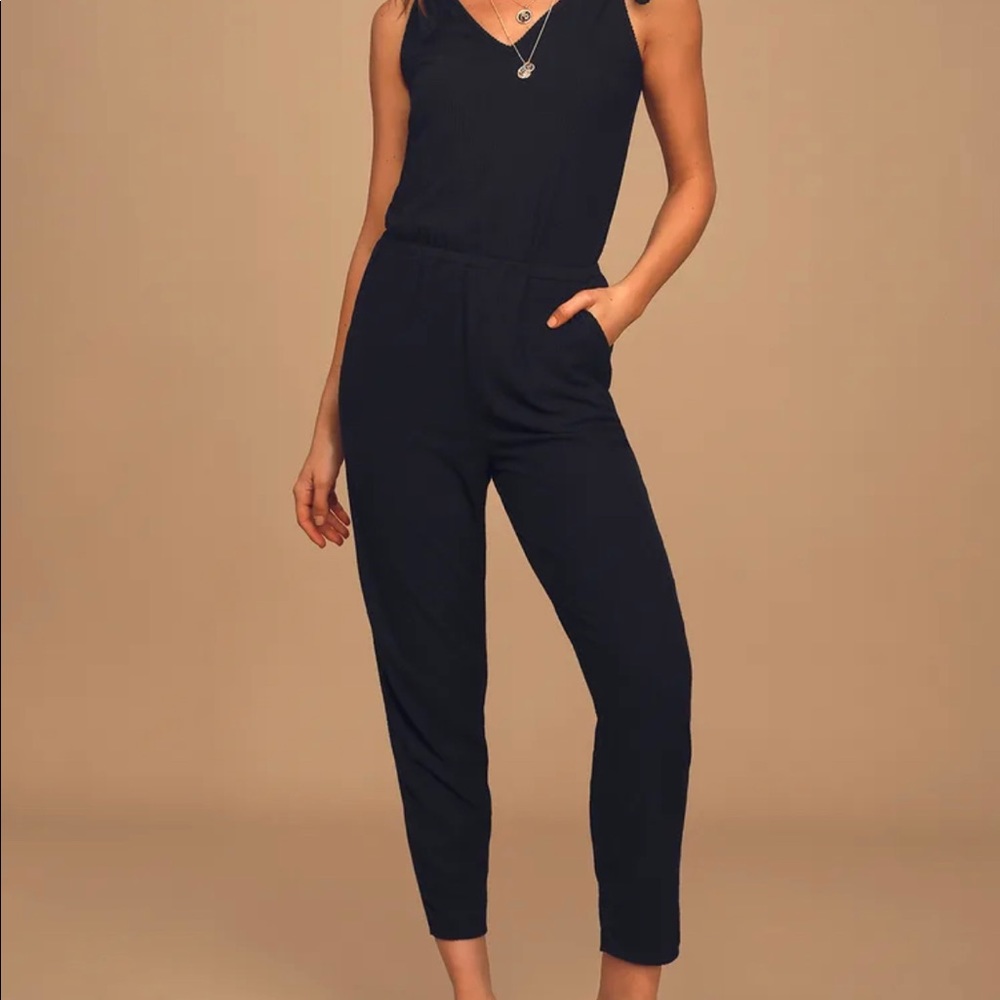 Lulu’s Black Ribbed cropped jumpsuit
